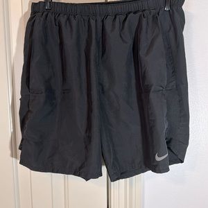 Nike Men's Dri-FIT Challenger Brief Lined Running Shorts 5 in